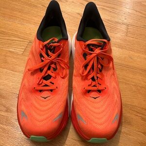 Hoka athletic shoes with super feet inserts HOKA ONE ONE Arahi 6 running walking
